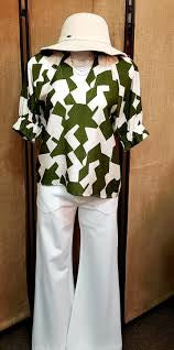 Geometric Print Top-Olive/Cream HTML