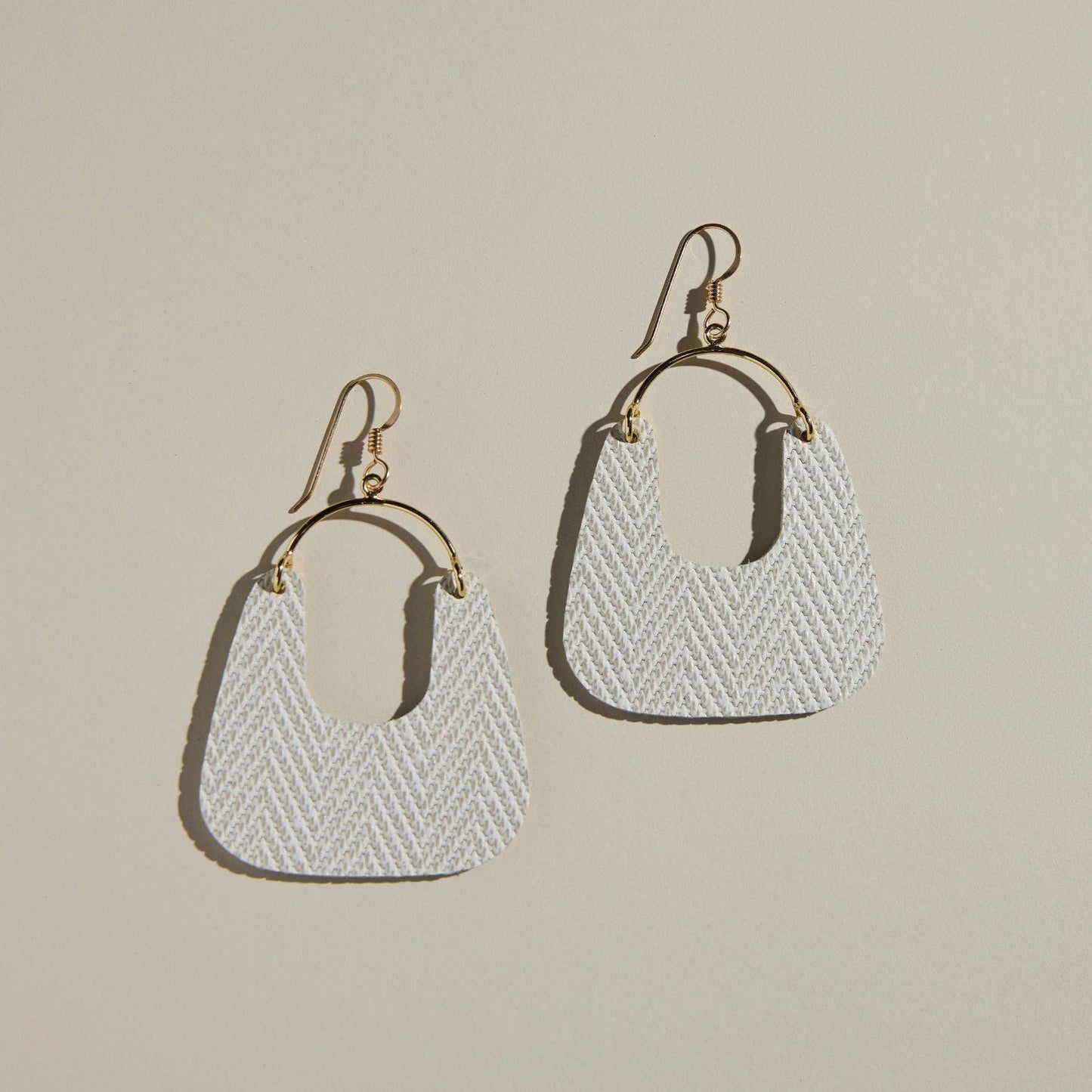 Soft Pearl Noras: Silver