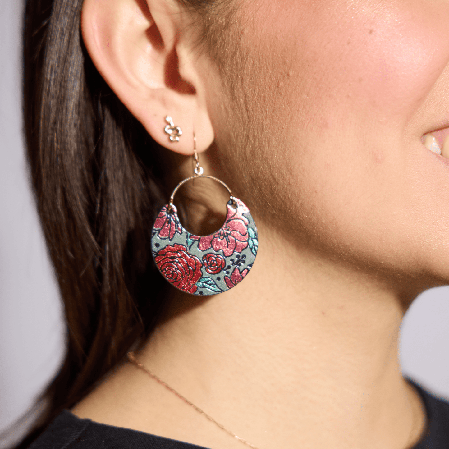 Red Midnight Floral Ninas: Silver