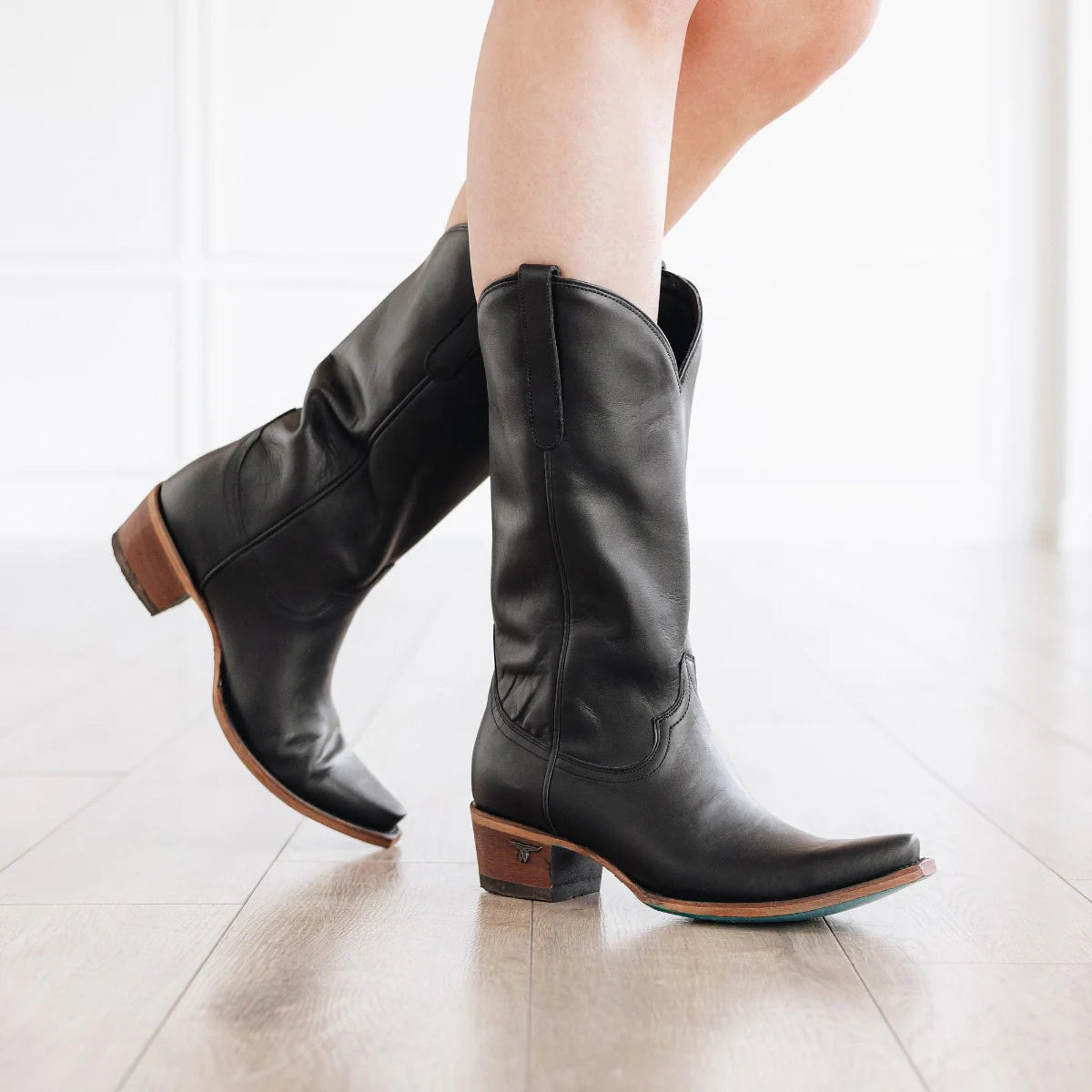 Emma Jane Boot Jet Black