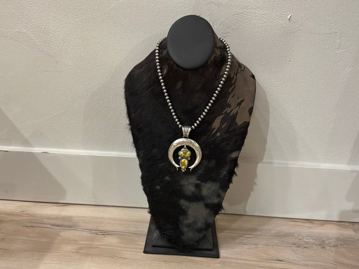 Derrick Gordon Navajo SS Palomino Necklace