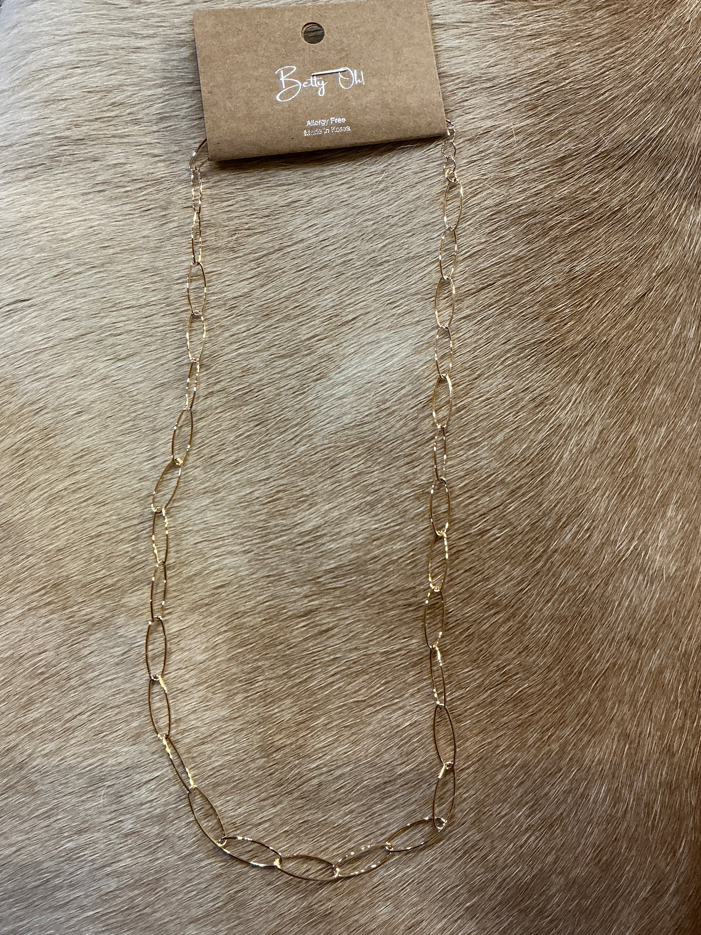 Gold Oval Link Necklace