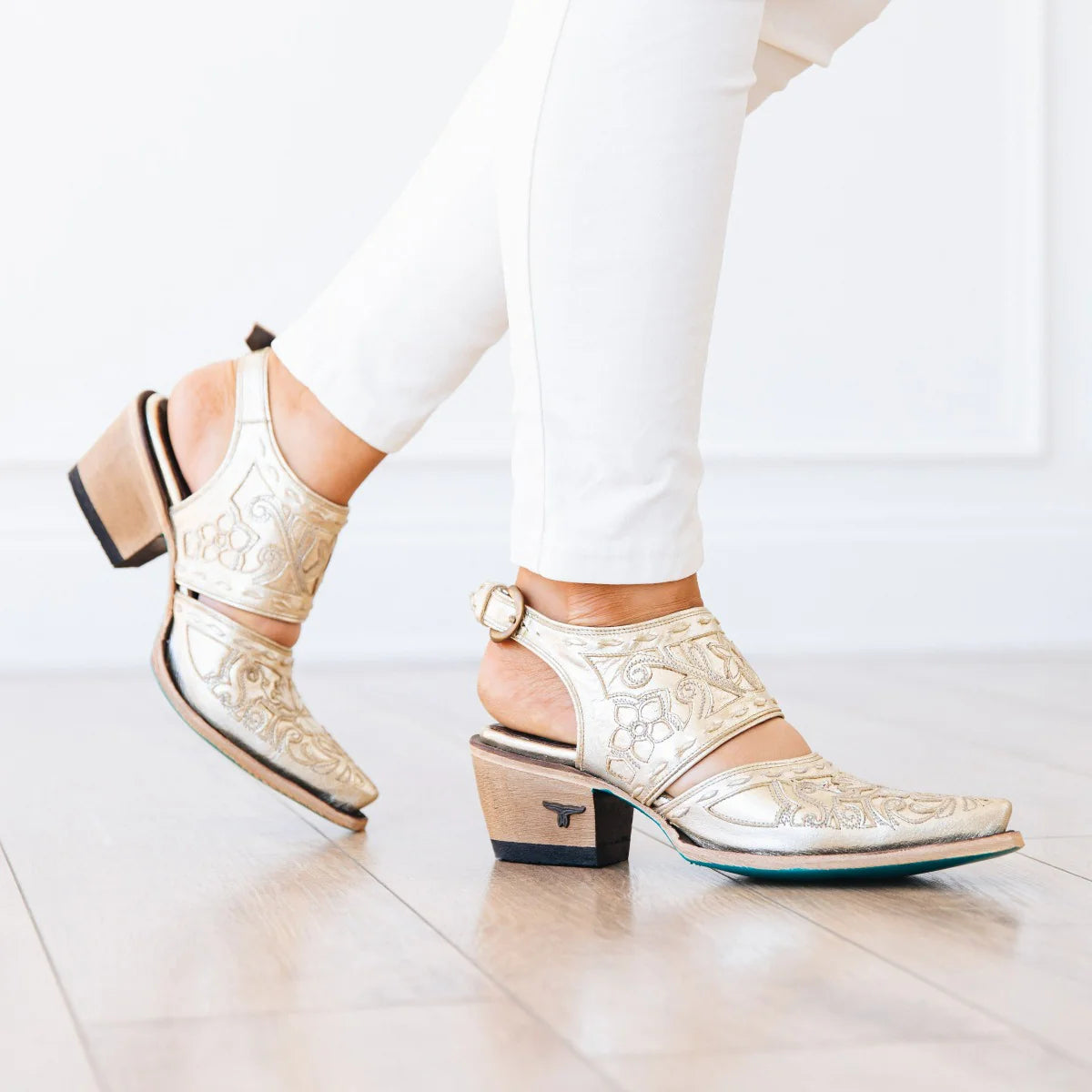 Robin Slingback Champagne