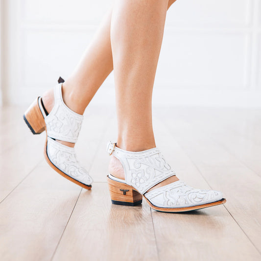 Robin Slingback White