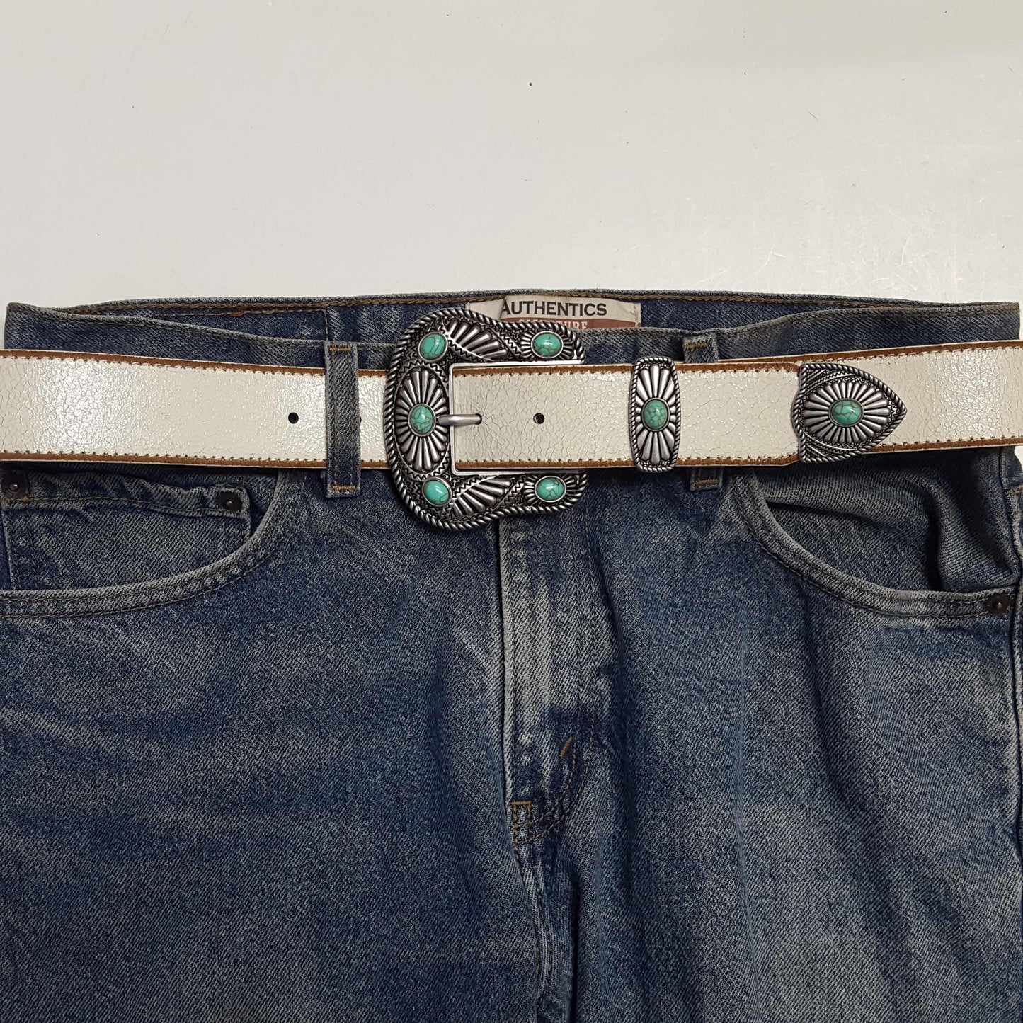 Vintage Leather belt with Western Buckle Set: White w. Blue Stone / S
