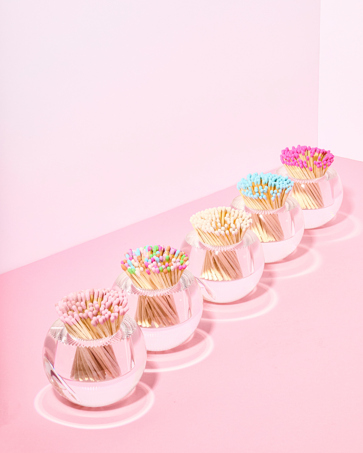 Round Match Striker - Confetti Matches